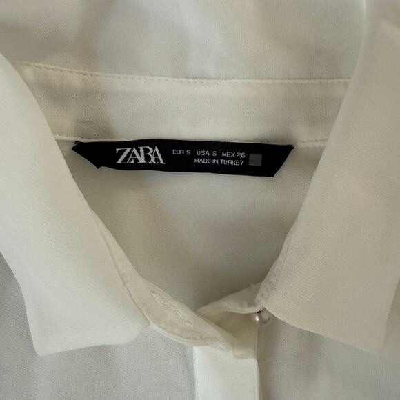 ZARA Women's Shear White Button Down Top Pleated Sleeves Pearl Detail sz S - Picture 7 of 9